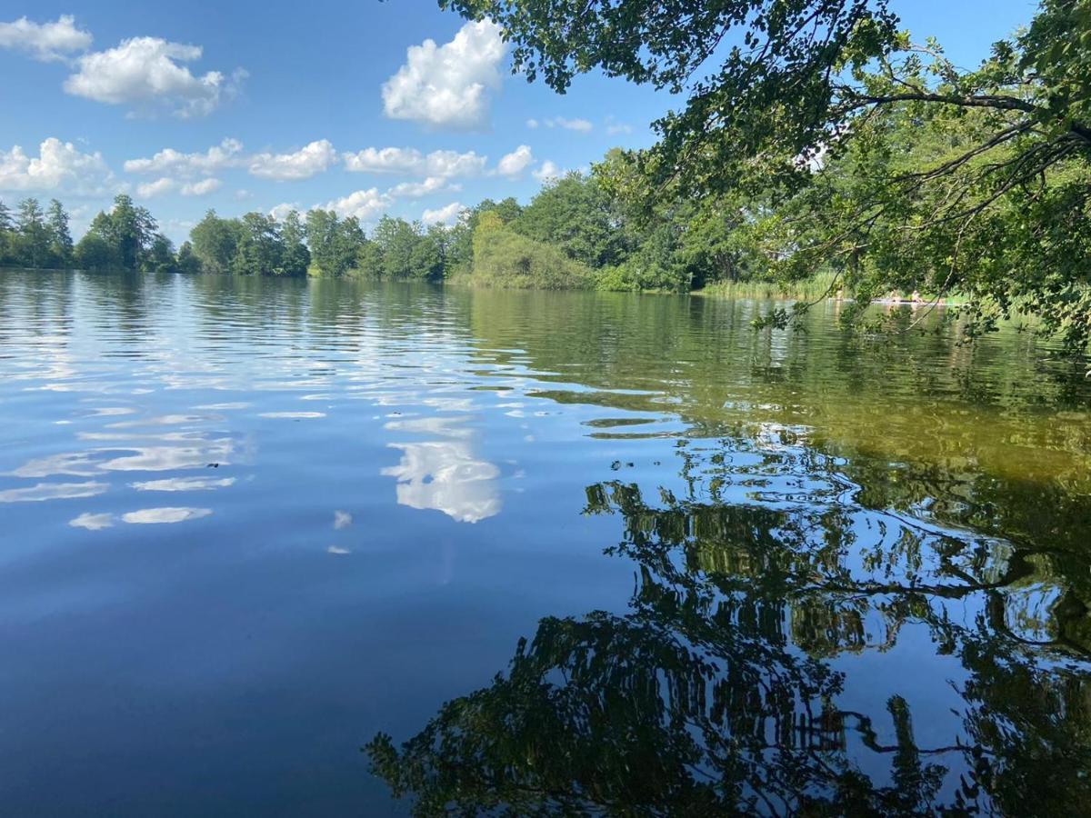 Seepension Ostertach - Am Leitgeringer See Tittmoning المظهر الخارجي الصورة